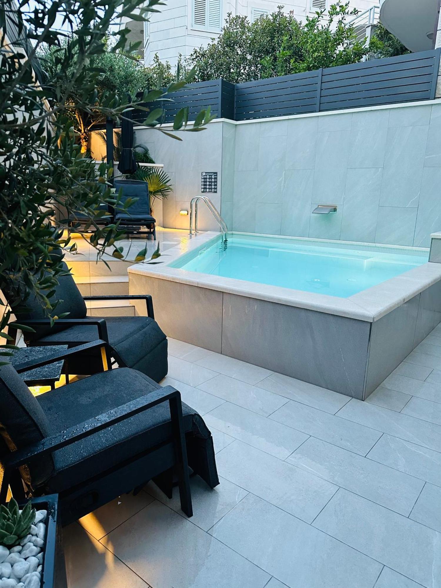 Apartment One B With Heated Private Pool Dubrovnik Buitenkant foto